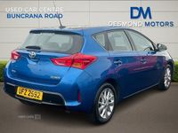 Used Toyota Auris 2014 Blue Hatchback
