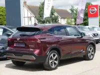 Used Nissan Qashqai N-Connecta 190 HP (139 kW) 2023 Red SUV