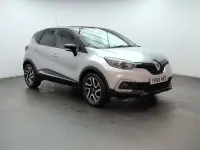 Used Renault Captur Iconic 90 HP (66 kW) 2018 Silver/black SUV