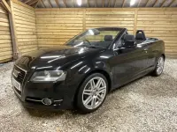 Usado Audi Cabriolet Sport 105 HP (77 kW) 2013 Preto Cabrios
