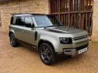 Usado Land Rover Defender SE Dynamic 2022 Verde SUV