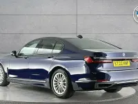 Gebraucht BMW 730 Comfort Edition 282 PS (207 kW) 2022 Blau Limousine