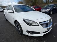 Used Vauxhall Insignia SRi 163 HP (119 kW) 2015 White Hatchback