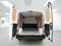 Used Nissan Primastar Tekna 110 HP (80 kW) 2024 White MPV