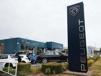 Used Peugeot 408 GTi 130 HP (95 kW) 2024 Blue SUV