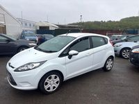 Used Ford Fiesta 2010 White Hatchback