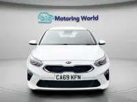Used Kia Ceed 2020 White Hatchback