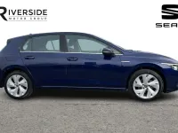 Usado VW Golf VII Style 150 CV (110 kW) 2021 Azul Utilitario