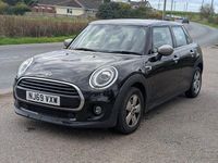 Begagnad Mini Cooper Classic 2019 Svart Halvkombi