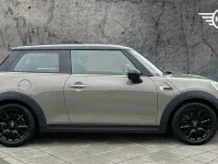 Used Mini Cooper Classic 134 HP (98 kW) 2018 Grey Hatchback