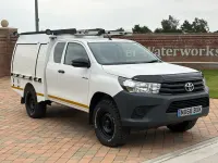 Used Toyota HiLux Active 150 HP (110 kW) 2018 White Pickup
