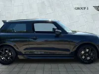 Used Mini Cooper Hatch 114 kW (156 HP) 2025 Black Hatchback