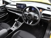 Used Jeep Avenger Summit 100 HP (73 kW) 2025 Yellow SUV