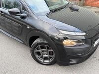 Used Citroën C4 Cactus Feel 100 HP (73 kW) 2015 Black Hatchback