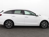 Used Hyundai i30 Premium 140 HP (102 kW) 2018 White Estate