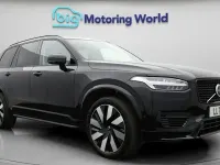 Begagnad Volvo XC90 Plus 455 HK (334 kW) 2024 Svart SUV