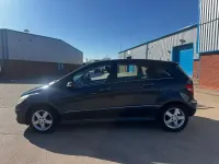 Used Mercedes B200 SE 2005 Blue MPV