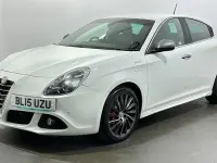 Used Alfa Romeo Giulietta Quadrifoglio Verde 170 HP (125 kW) 2015 White Hatchback