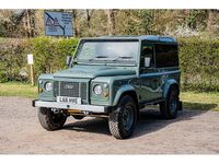 Usado Land Rover Defender 122 HP (89 kW) 2007 Verde