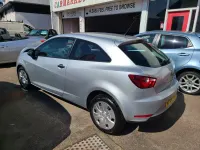 Usado Seat Ibiza 2014 Prateado Citadino