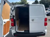 Used Vauxhall Vivaro 120 HP (88 kW) 2024 White MPV