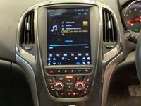 Used Vauxhall Astra Elite 115 HP (84 kW) 2014 Silver Hatchback