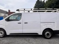 Używany Peugeot Expert Premium 142 KM (104 kW) 2023 Biały Van