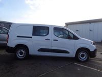 Nowe Fiat Doblò S 100 KM (73 kW) 2026 Biały Minivan