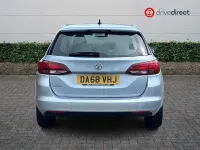 Used Vauxhall Astra Elite 150 HP (110 kW) 2019 Silver Estate