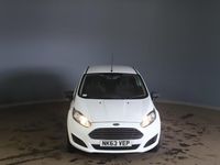 Usado Ford Fiesta Studio 82 HP (60 kW) 2014 Branco Citadino