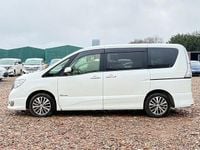 Used Nissan Serena 2014 White MPV