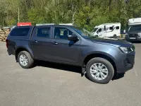 New Isuzu D-Max 2025 Grey Pickup