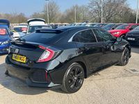 Used Honda Civic SR 126 HP (92 kW) 2019 Black Hatchback