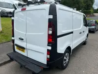 Used Vauxhall Vivaro 95 HP (69 kW) 2019 White MPV