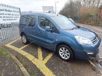 Used Citroën Berlingo Feel 100 HP (73 kW) 2018 Blue MPV