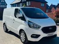 Begagnad Ford Transit Custom Limited 130 HK (95 kW) 2021 Vit Van