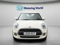 Used Mini ONE Classic 102 HP (75 kW) 2020 White Hatchback