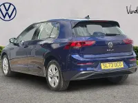 Used VW Golf VIII Life 130 HP (95 kW) 2023 Blue Hatchback