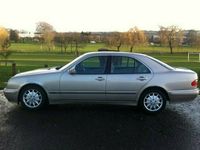 Begagnad Mercedes E200 Classic 2000 Sedan