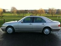 used Mercedes E200 E ClassClassic 4dr Auto 2.6