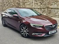 Used Vauxhall Insignia Elite 170 HP (125 kW) 2018 Red Hatchback