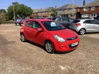 Used Hyundai i20 Comfort 77 HP (56 kW) 2010 Red Hatchback