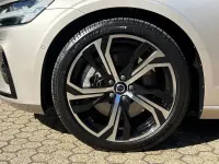 Used Volvo S60 Ultimate 247 HP (181 kW) 2023 Gold Sedan