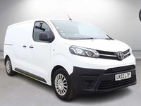 Used Toyota Proace 100 kW (136 HP) 2022 White MPV