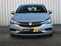 Second-hand Vauxhall Astra Design Edition 2016 Argintiu Hatchback
