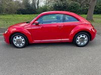 Usado VW Beetle Design 105 HP (77 kW) 2013 Vermelho Citadino