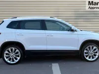 Used Skoda Karoq SE 150 HP (110 kW) 2018 Moon white SUV