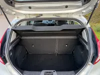 Begagnad Ford Fiesta Zetec 82 HK (60 kW) 2013 Silver Halvkombi