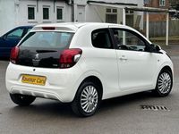 Used Peugeot 108 Active 68 HP (50 kW) 2015 White Hatchback