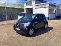 Used Toyota iQ 68 HP (50 kW) 2011 Black Hatchback